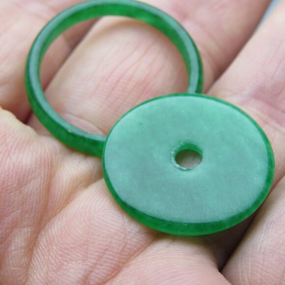 "Natural Baby Jade bangle + FREE Jade Ring & Jade Donut 44mm" - Picture 3 of 3